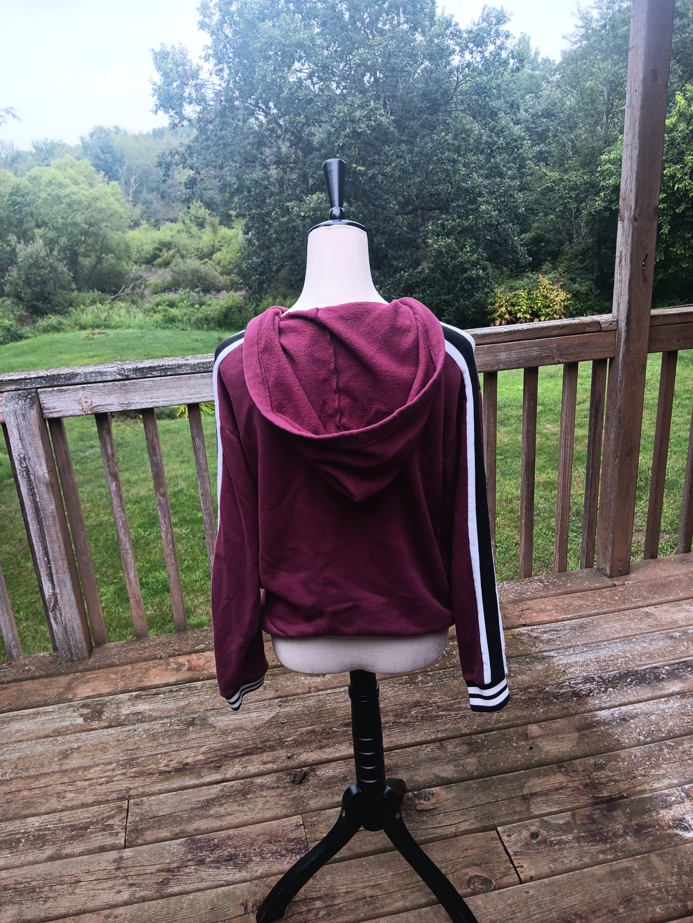 PINK Victoria's Secret Burgundy Lace Up Varsity Striped Hoodie Size SP - Picture 4 of 5